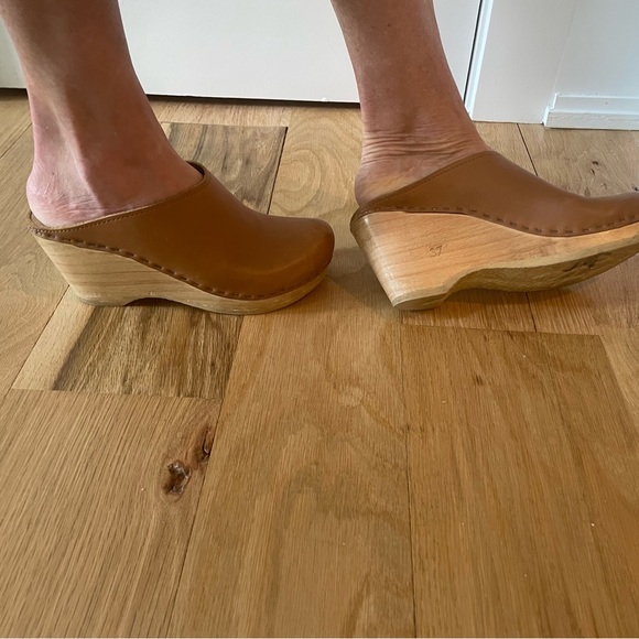 No 6 clogs - Picture 3 of 8